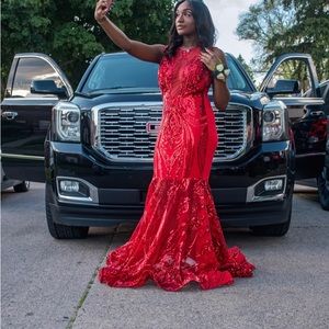 Red polyester/laced designs comfortable on easy slip on and easy slip off ❤️